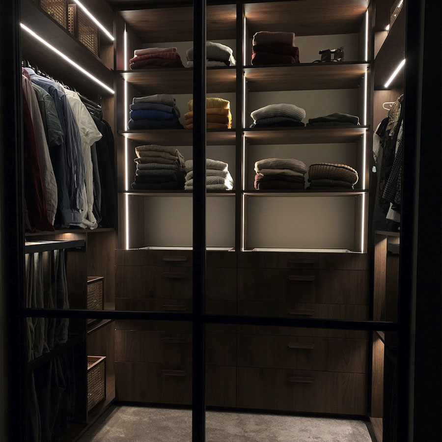 led-lister i walk in closet